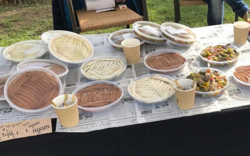 Presentación de salazones en conserva